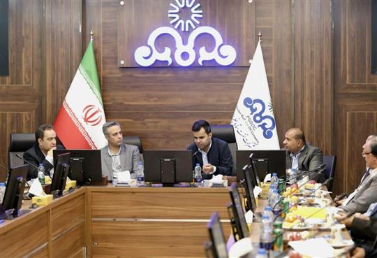 تأكید رئیس امور حقوقی شركت ملی پالایش و پخش فرآورده های نفتی ایران بر هم‌افزایی حقوقی میان شركت‌های تابعه شركت ملی پالایش و پخش و پالایشگاه ها